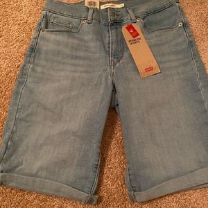 Levi’s Bermuda shorts